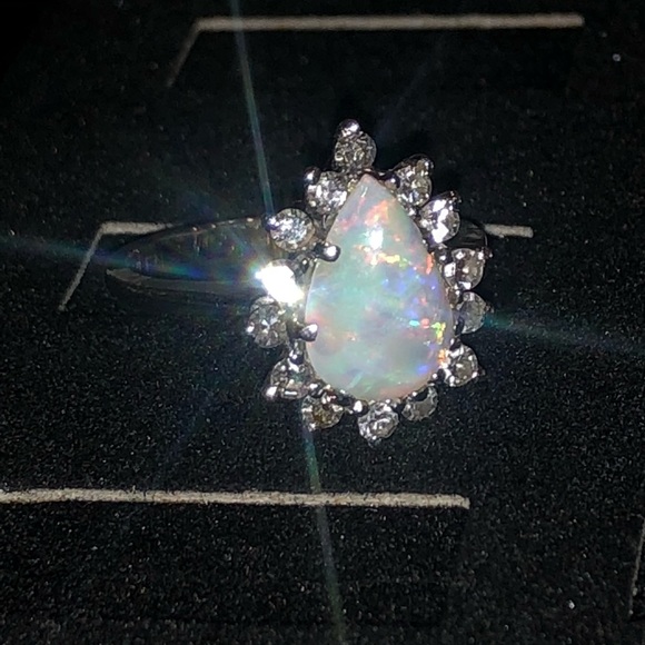 Solid 14k White Gold Natural Opal Birthstone Ring! - Picture 2 of 8